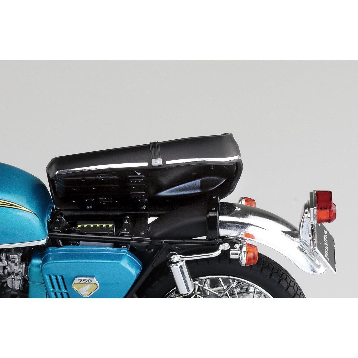 Aoshima 1/12 The Bike 01 本田 CB750 Dream CB750 Four `69 組裝模型 - TwinnerModel