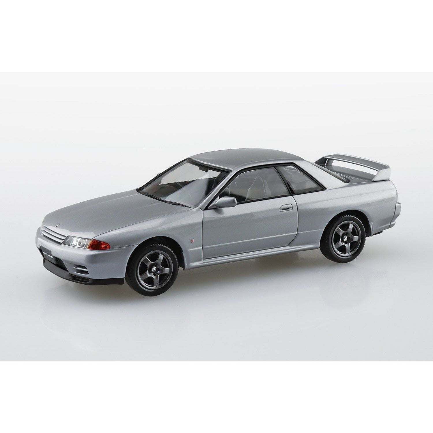 Aoshima 1/32 The SNAP-KIT 14-D 日產R32 Skyline GT-R(閃亮銀) 組裝模型 - TwinnerModel