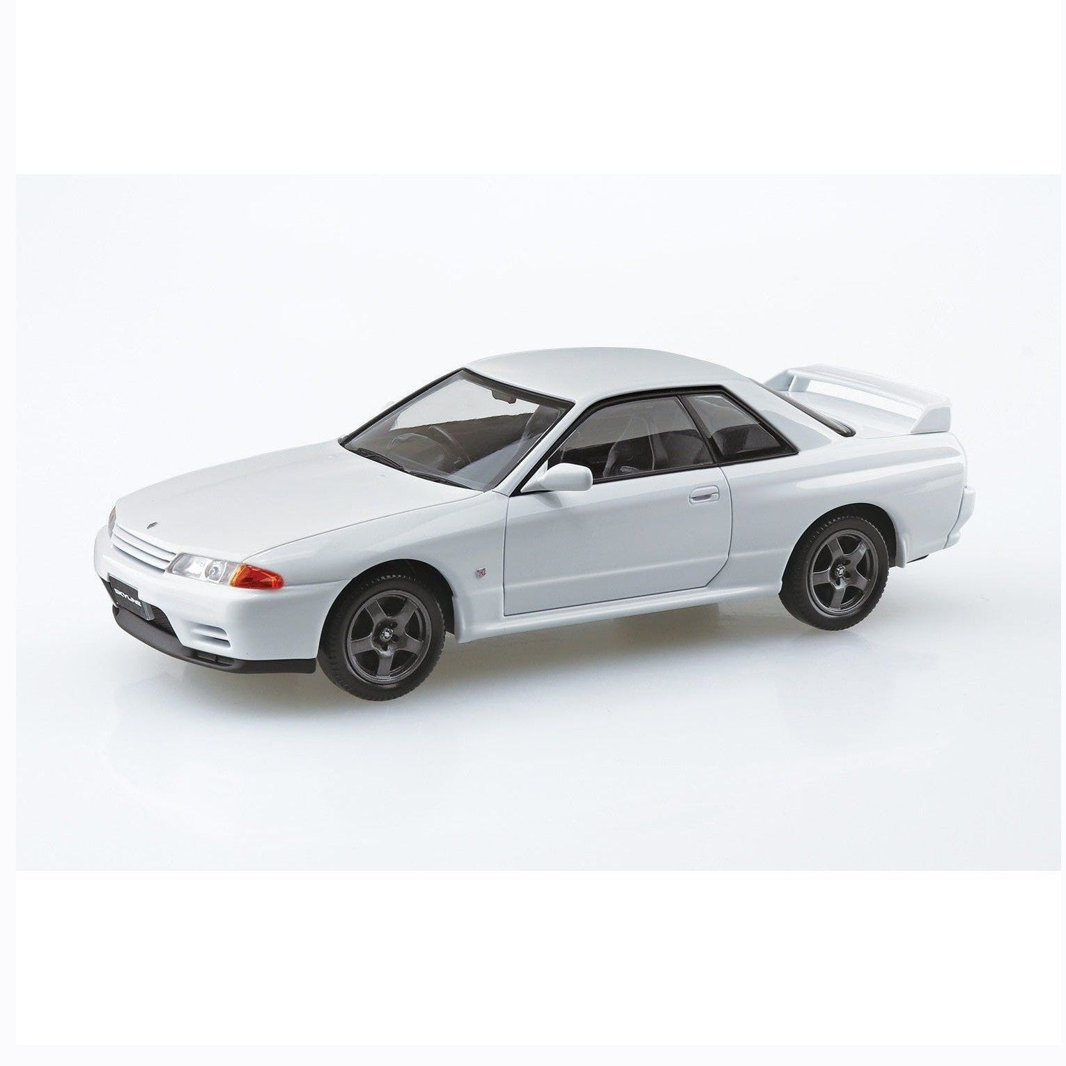 Aoshima 1/32 The SNAP-KIT 14B 日產R32 Skyline GT-R(水晶白) 組裝模型 - TwinnerModel