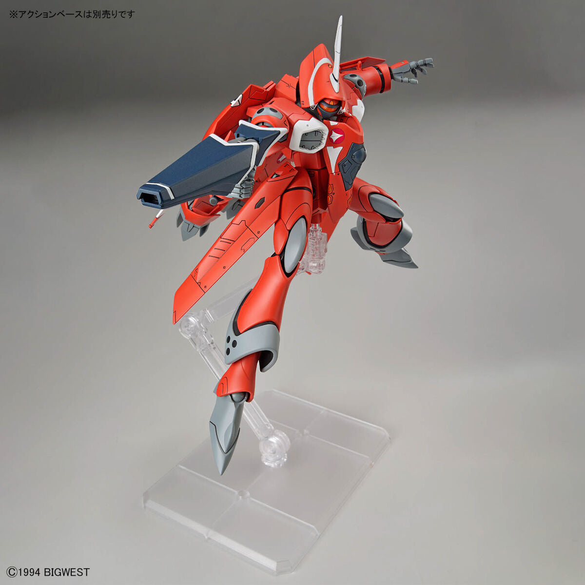 Bandai 1/100 HG VF-22S 雨燕II (米莉亞·法莉娜·吉納斯機) 組裝模型
