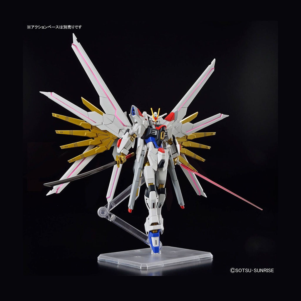 Bandai 1/100 HGCE 246 突擊自由高達極 組裝模型 - TwinnerModel