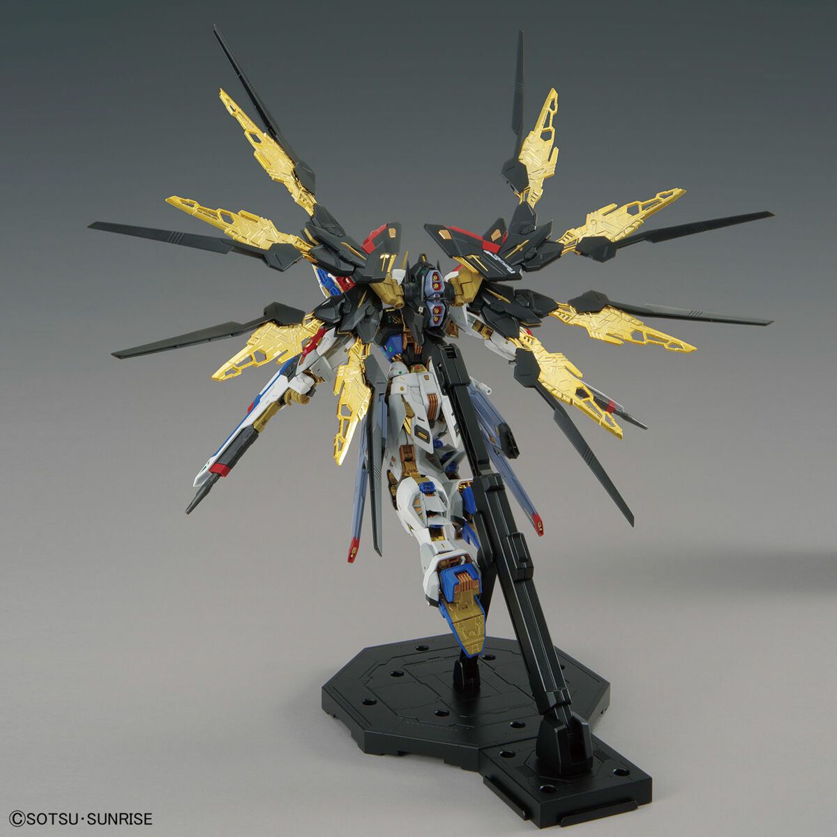 Bandai 1/100 MGEX 突擊自由高達 組裝模型 - TwinnerModel