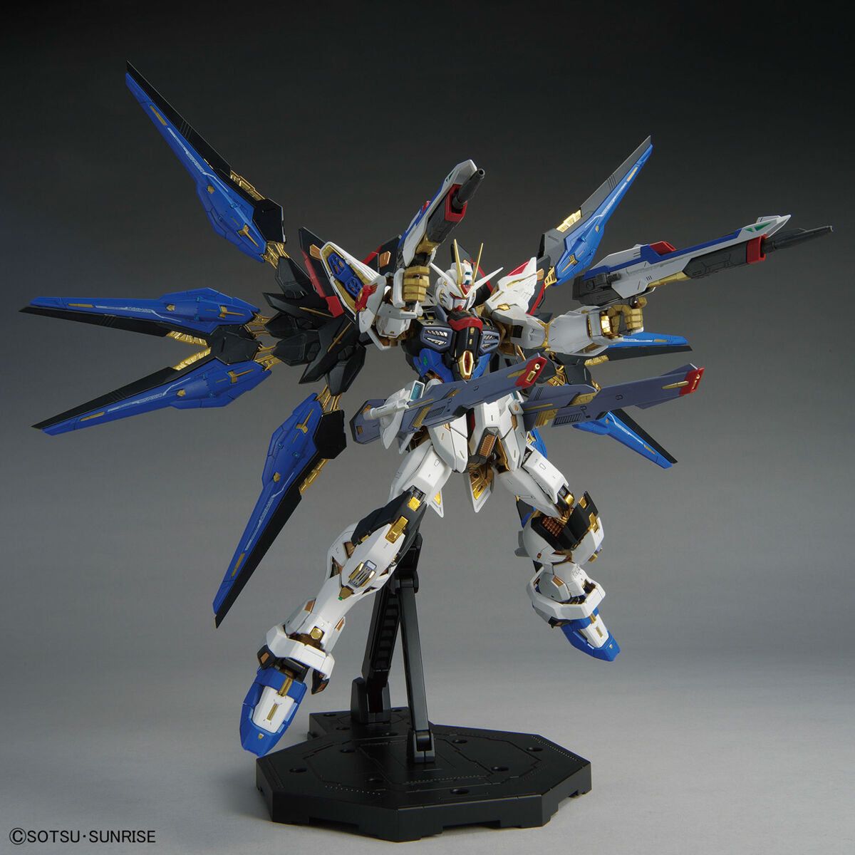 Bandai 1/100 MGEX 突擊自由高達 組裝模型 - TwinnerModel