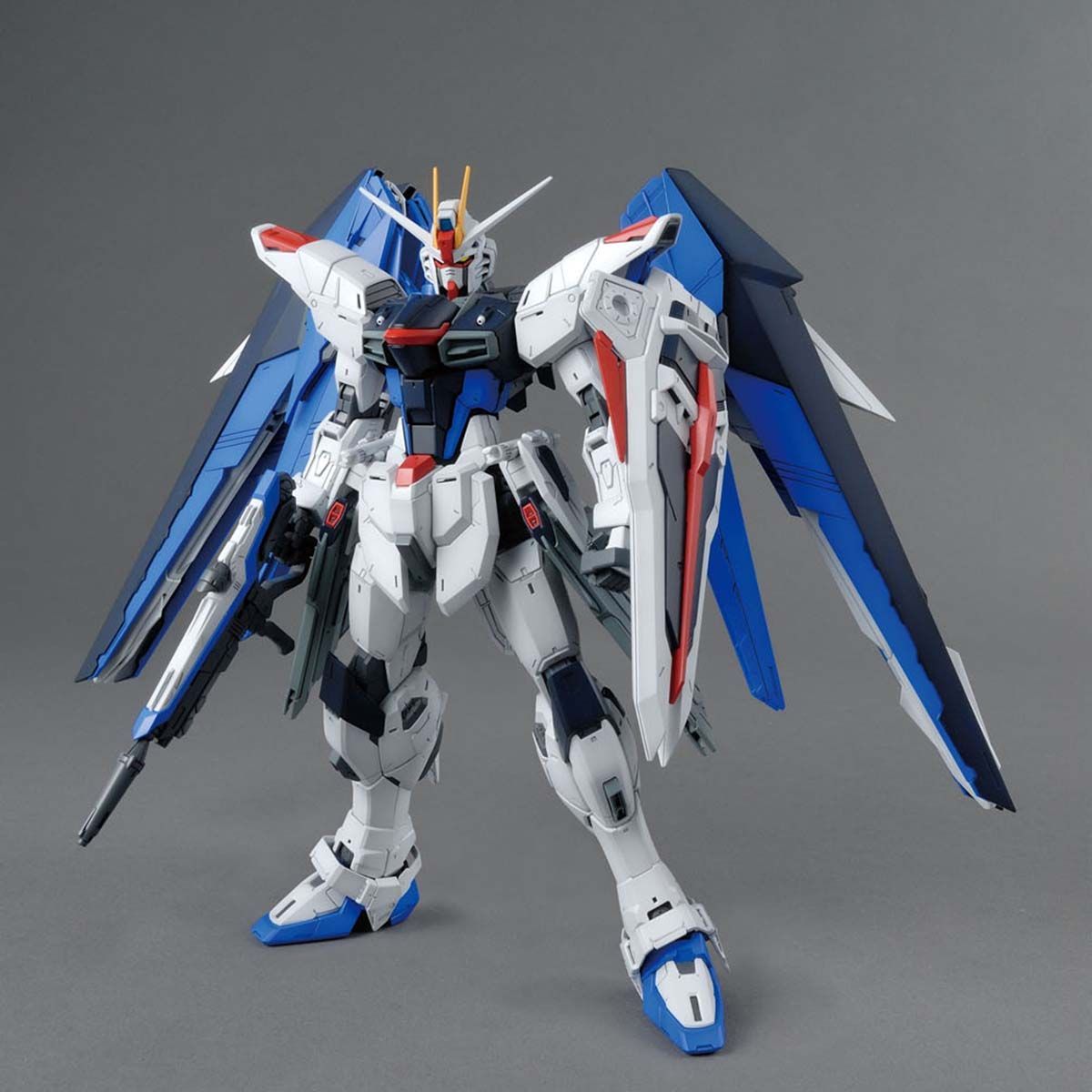 Bandai 1/100 MG ZGMF-X10A 自由高達Ver.2.0 組裝模型 - TwinnerModel