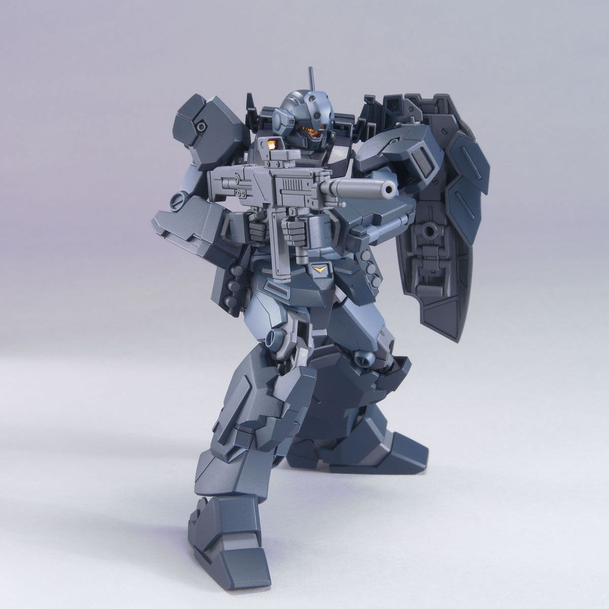 Bandai 1/144 HGUC 130 RGM-96X 傑斯塔 組裝模型 - TwinnerModel