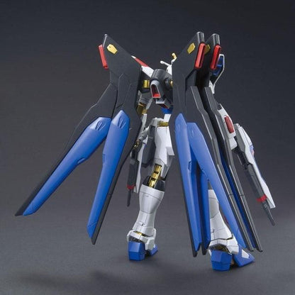 Bandai 1/144 HGUC 201 突擊自由 高達SEED 組裝模型 - TwinnerModel