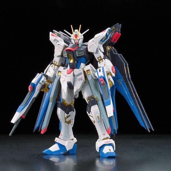 Bandai 1/144 RG 014 ZGMF-X20A 突擊自由高達 組裝模型 - TwinnerModel