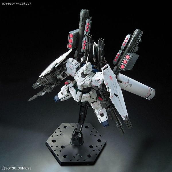 Bandai 1/144 RG 030 全武裝獨角獸高達 組裝模型 - TwinnerModel