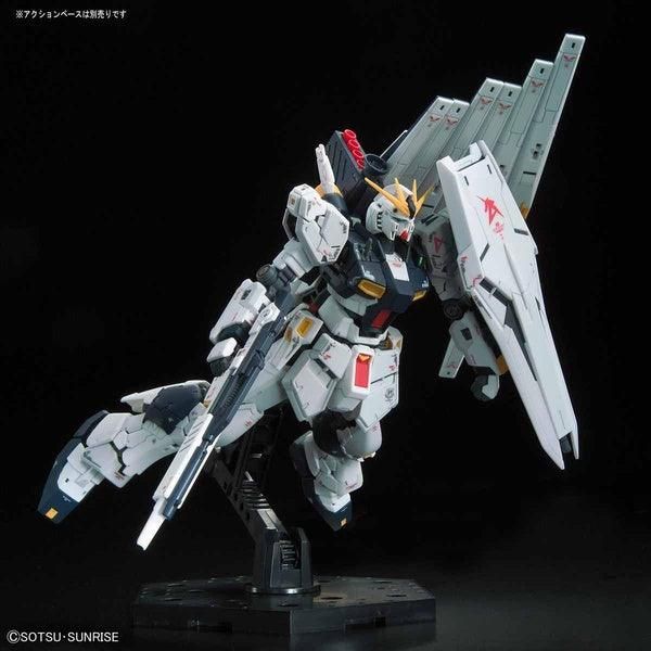 Bandai 1/144 RG 032 ν高達 組裝模型 - TwinnerModel