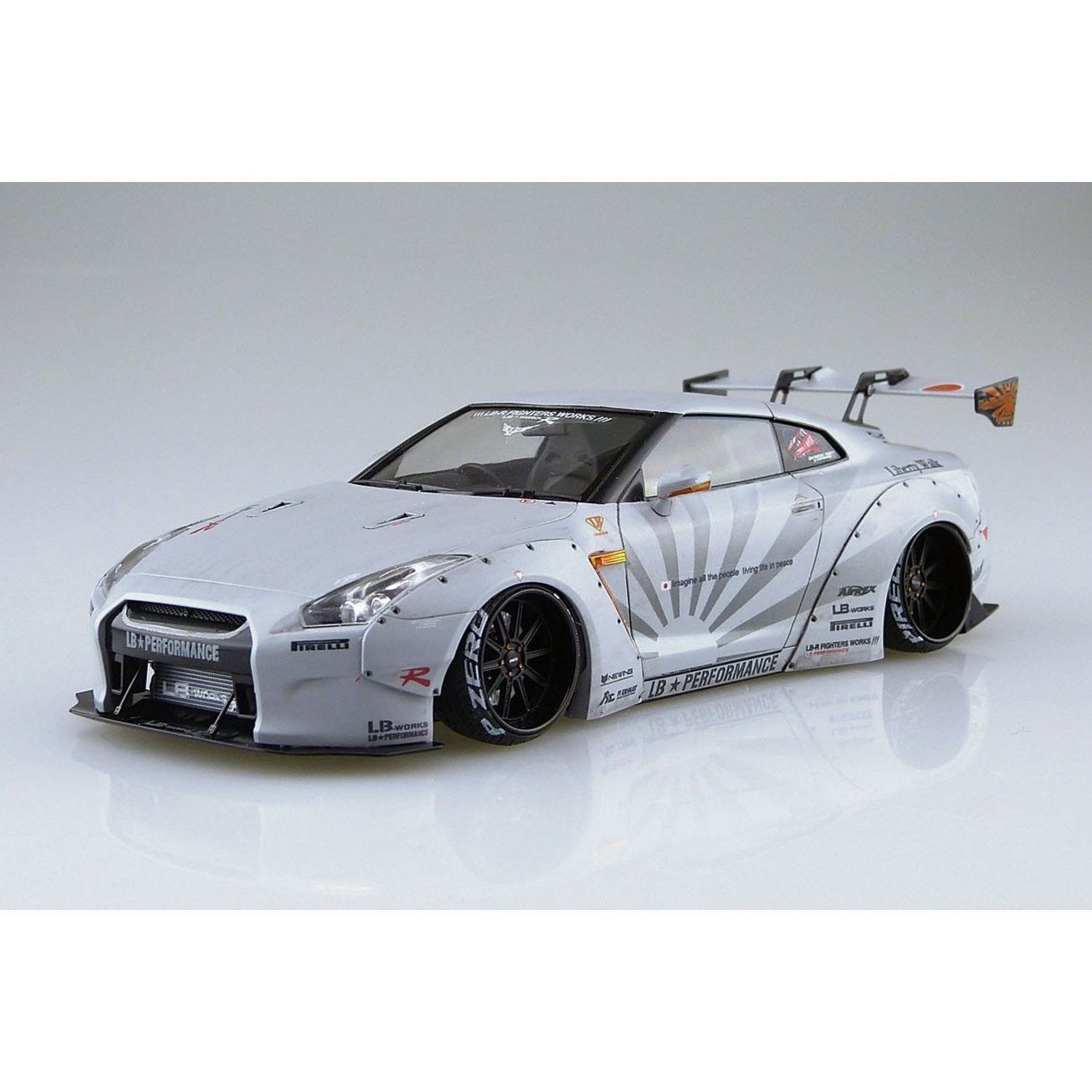 Aoshima 1/24 LB Works 010 日產 R35 GT-R Ver.2 組裝模型 - TwinnerModel