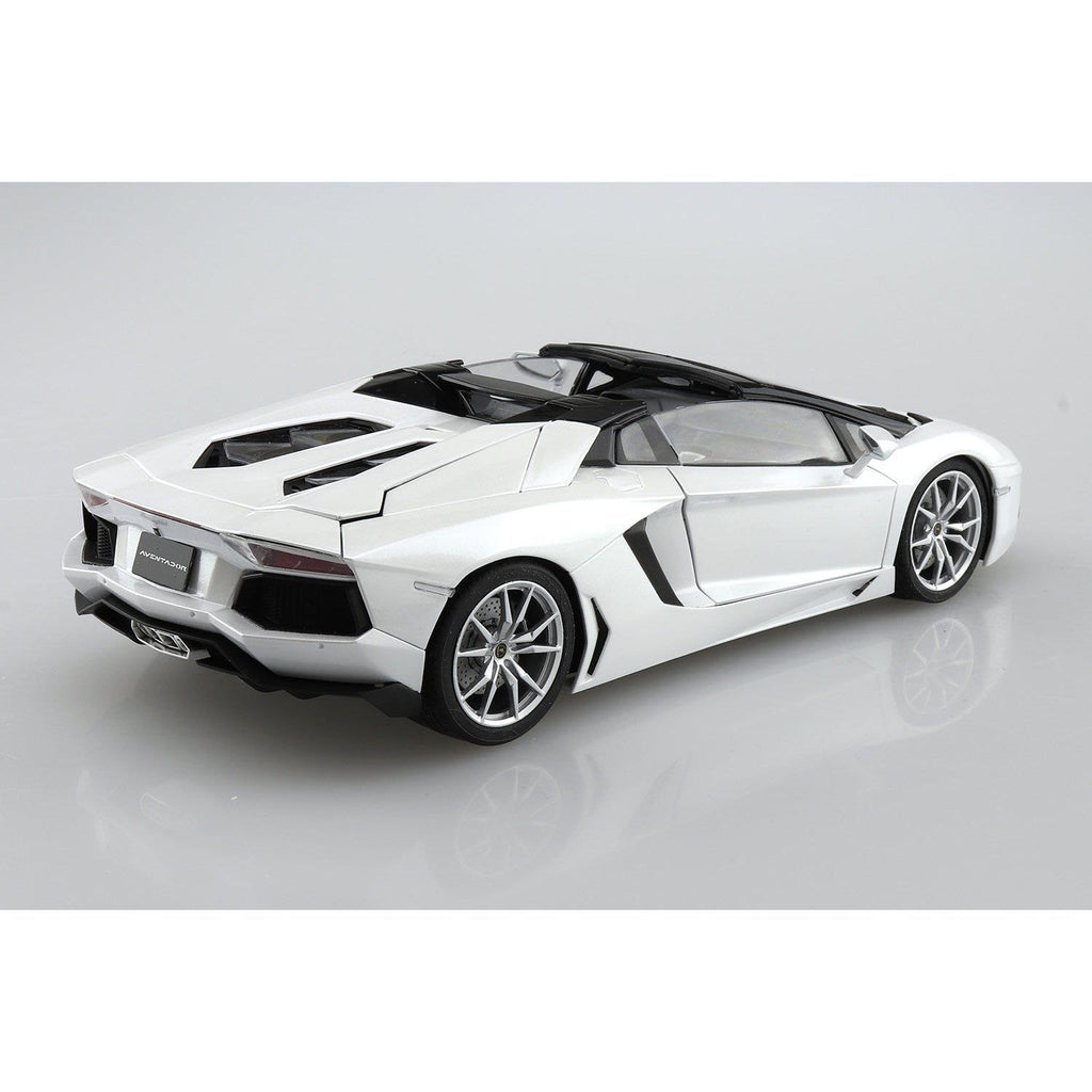Aoshima 1/24 ZMC 008 林寶堅尼 Aventador LP700-4 ROADSTER 2012 組裝模型 - TwinnerModel