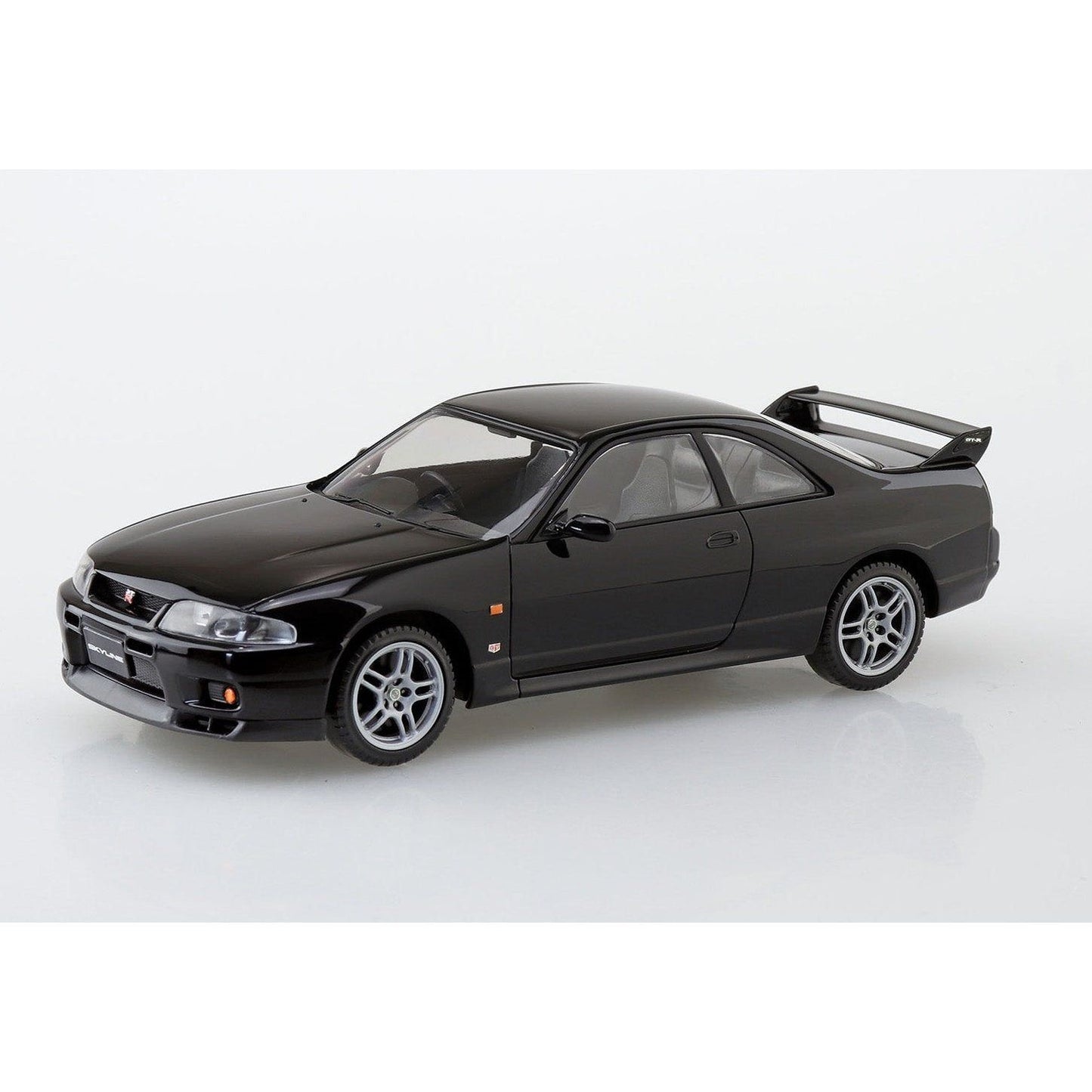 Aoshima 1/32 The SNAP-KIT 15-B 日產R33 Skyline GT-R（黑色） 組裝模型 - TwinnerModel