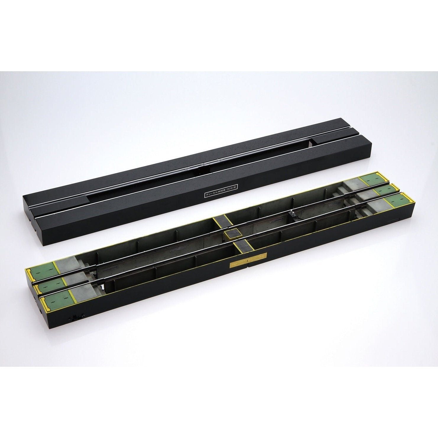 Aoshima 1/45 TM 002 柴油機車 DD51 J.R.F. A 更新型 組裝模型 - TwinnerModel