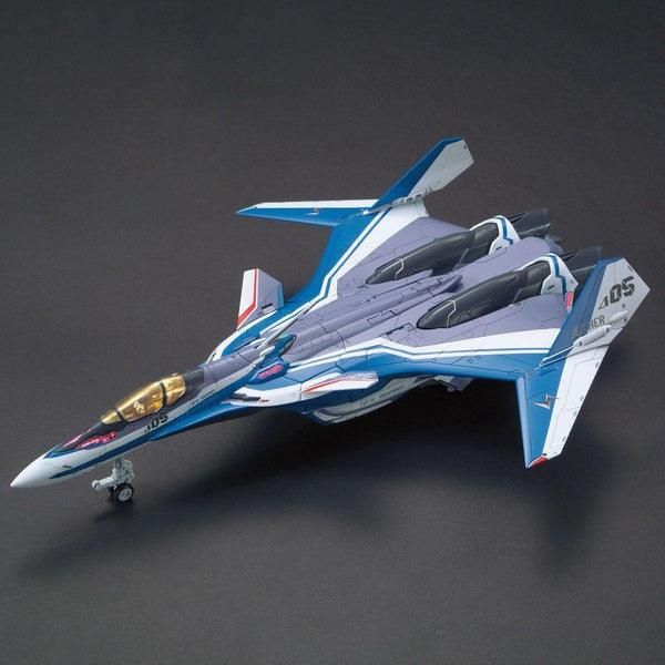 Bandai 1/72 超時空要塞DELTA VF-31J 齊格菲 (旋風海亞特定制) 組裝模型 - TwinnerModel