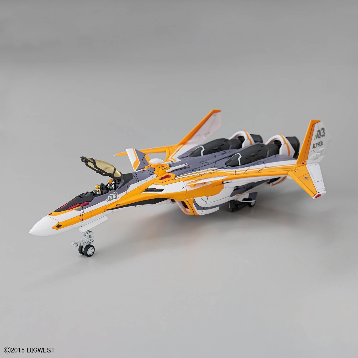 Bandai 1/100 HG Macross VF-31E 齊格飛（查克・馬斯坦格機） 組裝模型