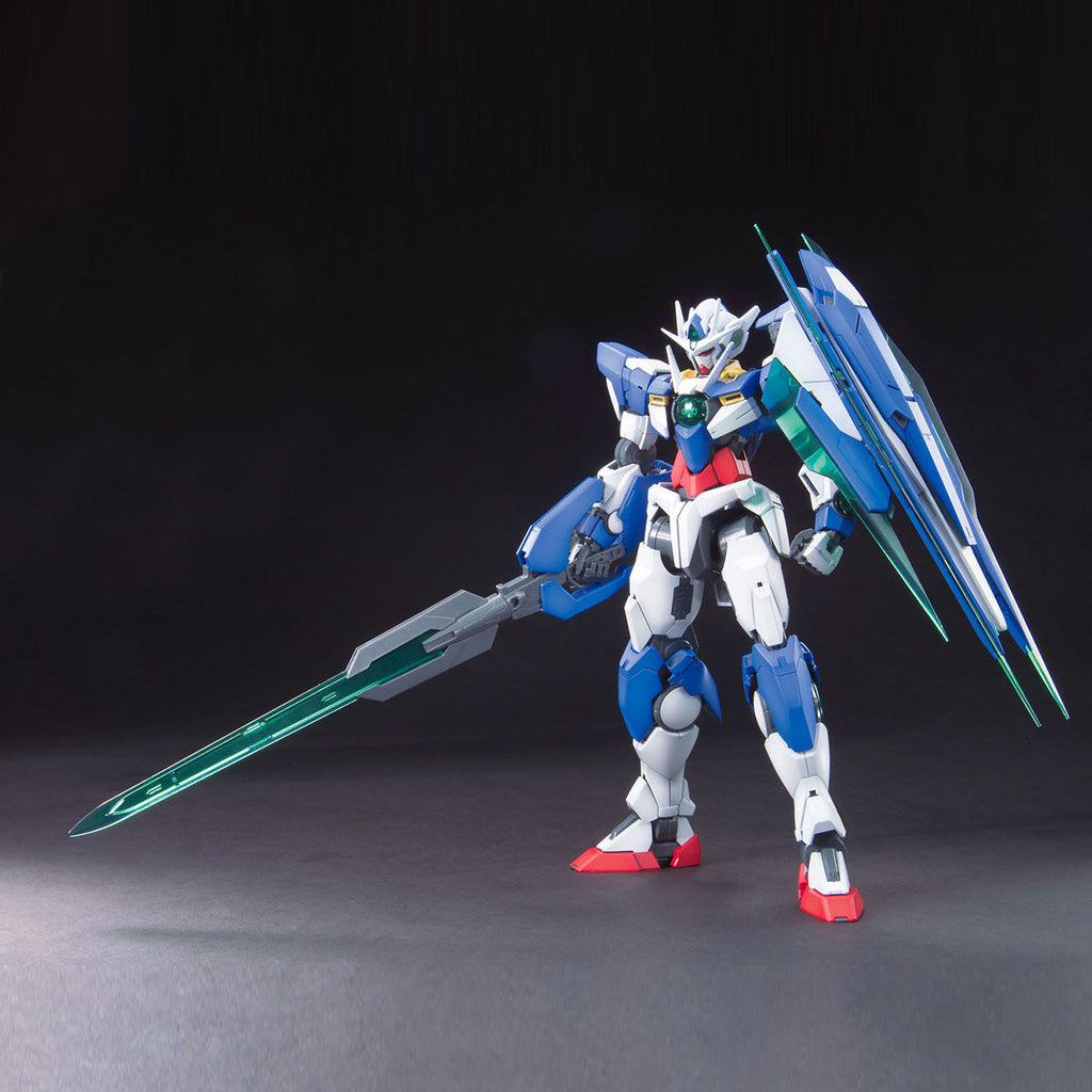 Bandai 1/100 MG 00Q量子型 組裝模型