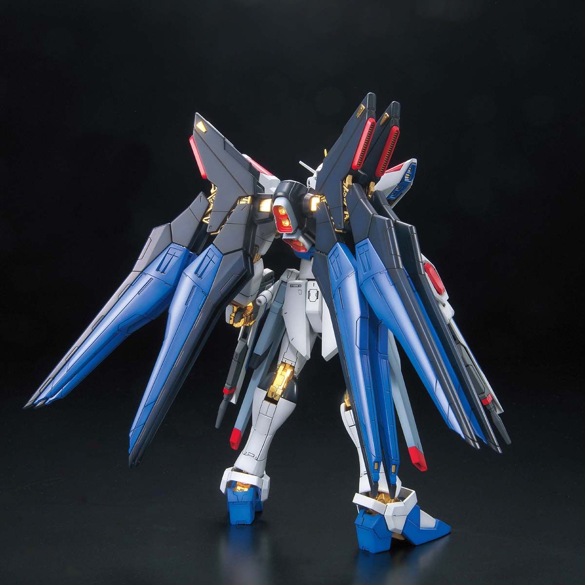 Bandai 1/100 MG 攻擊自由高達（全爆發模式） 組裝模型