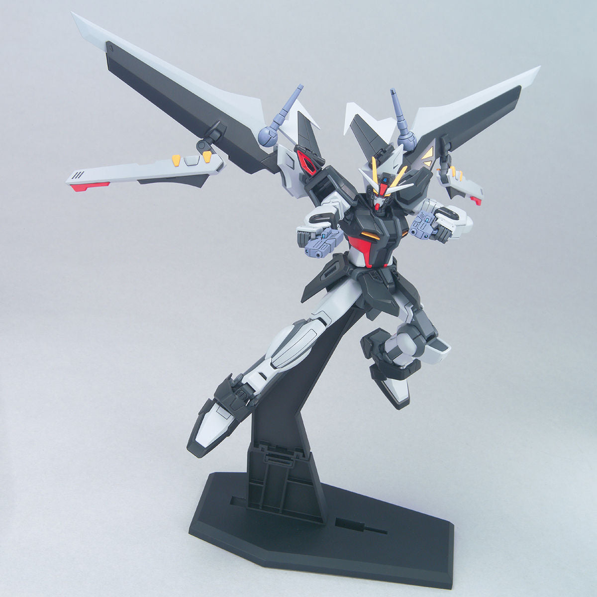 Bandai 1/144 HG-Seed 041 突擊暮影高達 組裝模型