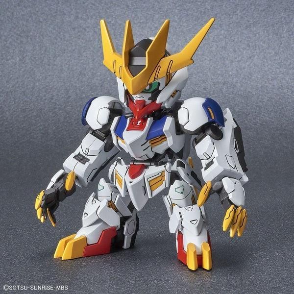 Bandai SDCS 016 機動戰士高達 鐵血孤兒 天狼王型獵魔高達 組裝模型 - TwinnerModel