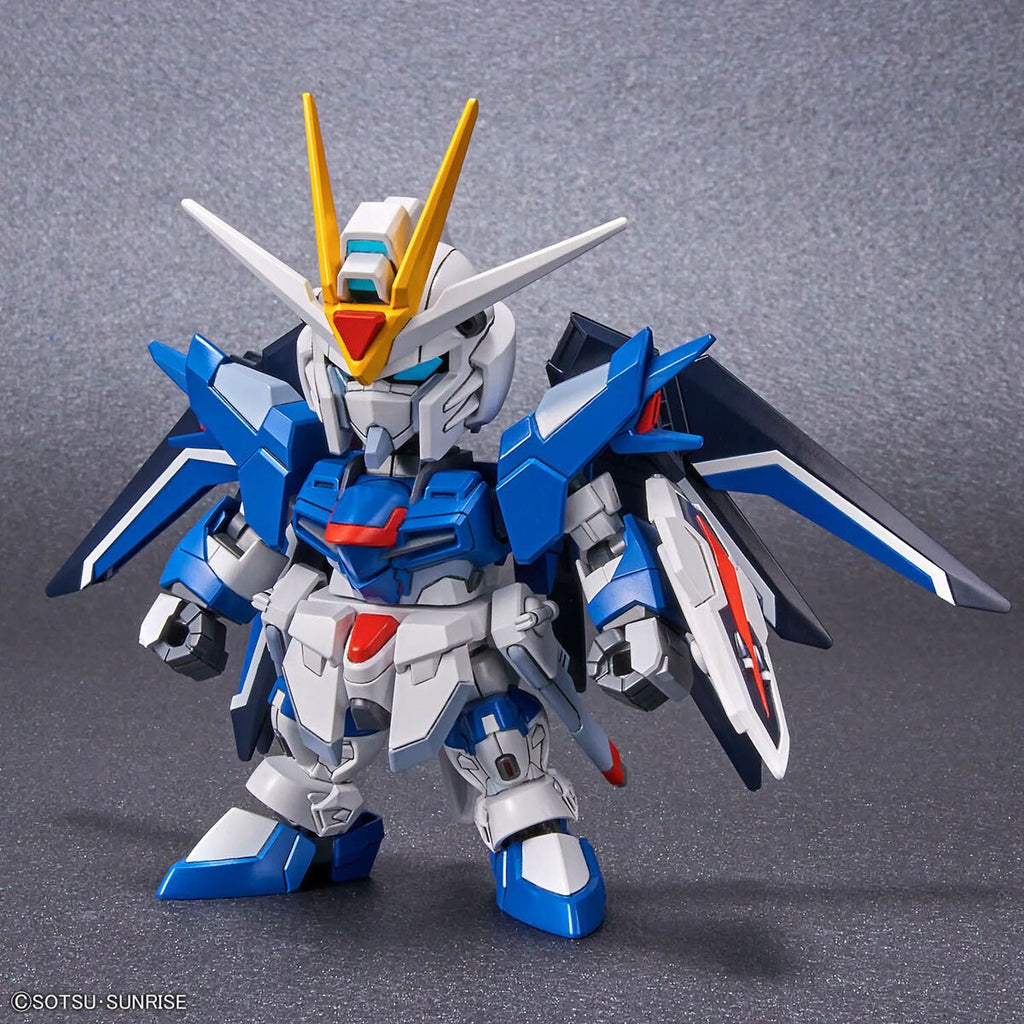 Bandai SD高達EX 016 昇華自由高達 組裝模型 - TwinnerModel