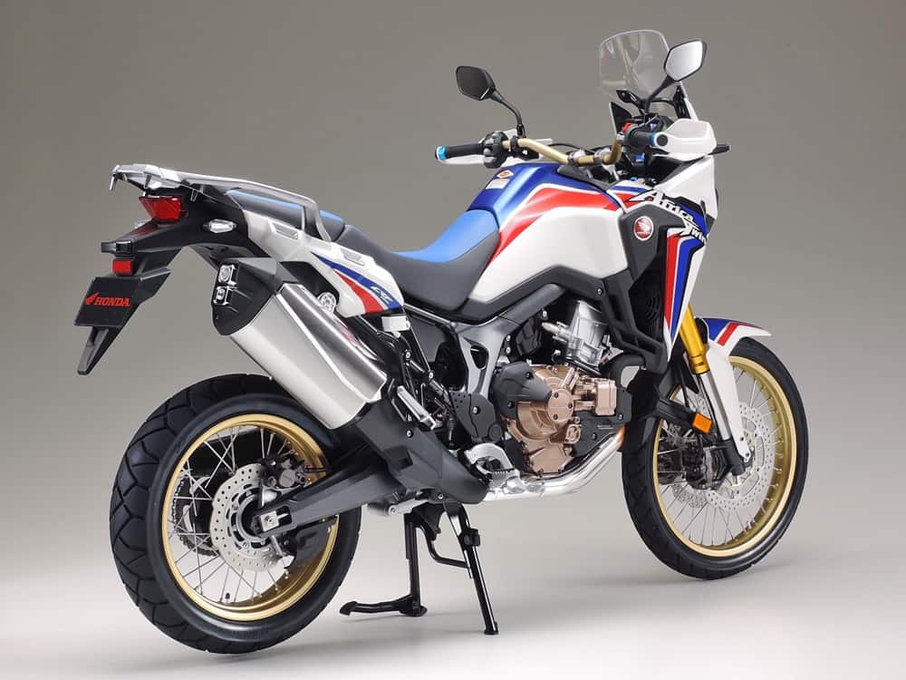 Tamiya 1/6 Motorcycle 42 本田 CRF1000L Africa Twin 組裝模型
