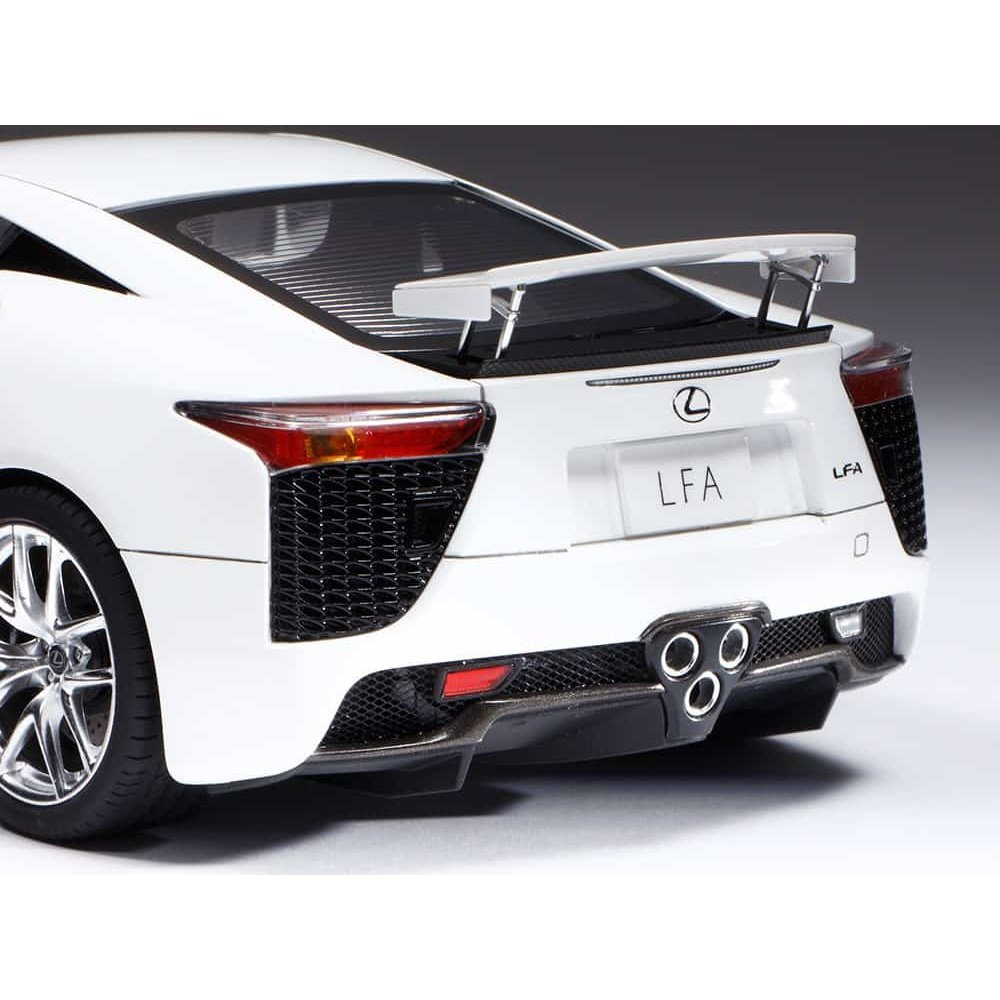 Tamiya 1/24 Sports Car 24319 雷克薩斯LFA 組裝模型