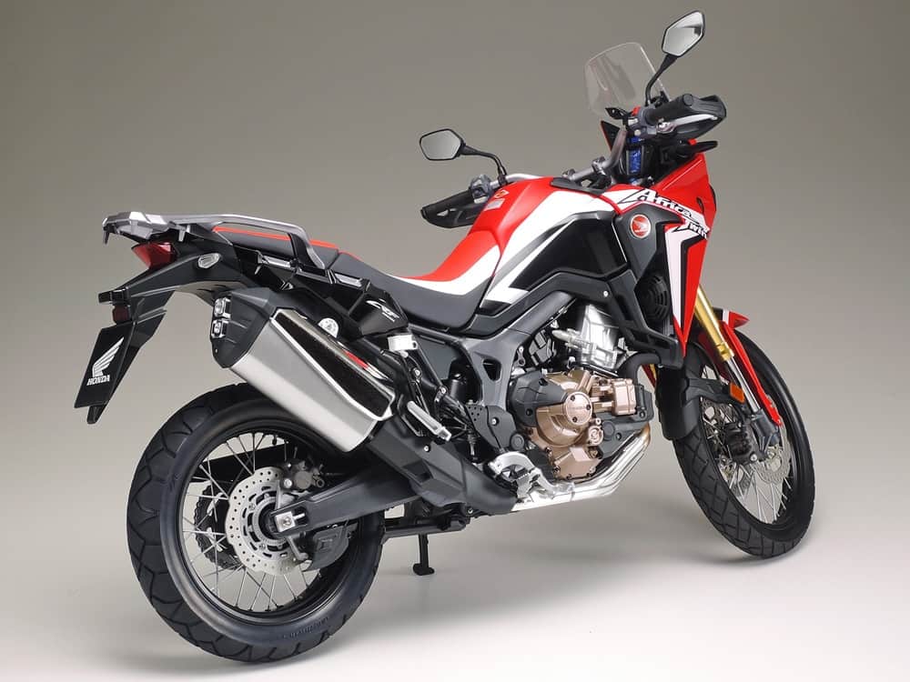 Tamiya 1/6 Motorcycle 42 本田 CRF1000L Africa Twin 組裝模型