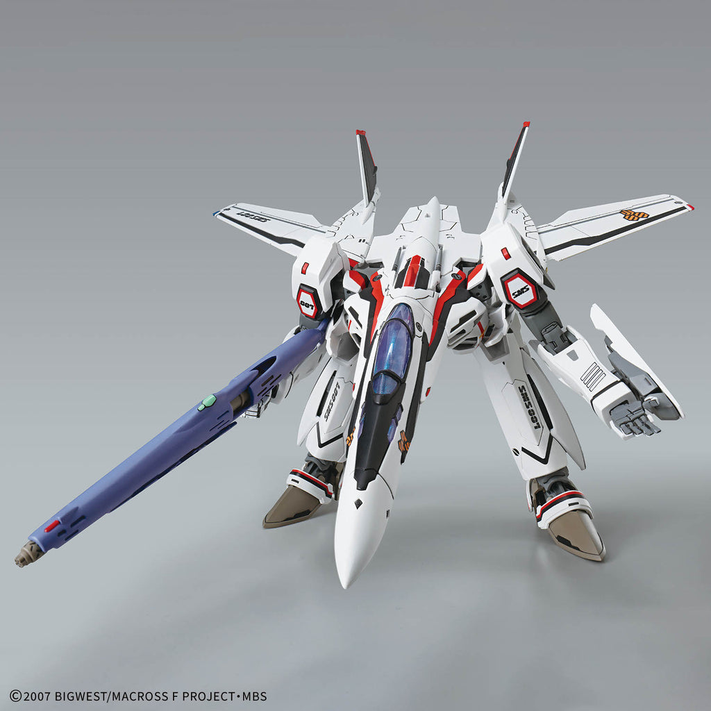 Bandai 1/100 HG-超時空要塞 VF-25F 彌賽亞(早乙女·有人專用機) 組裝模型