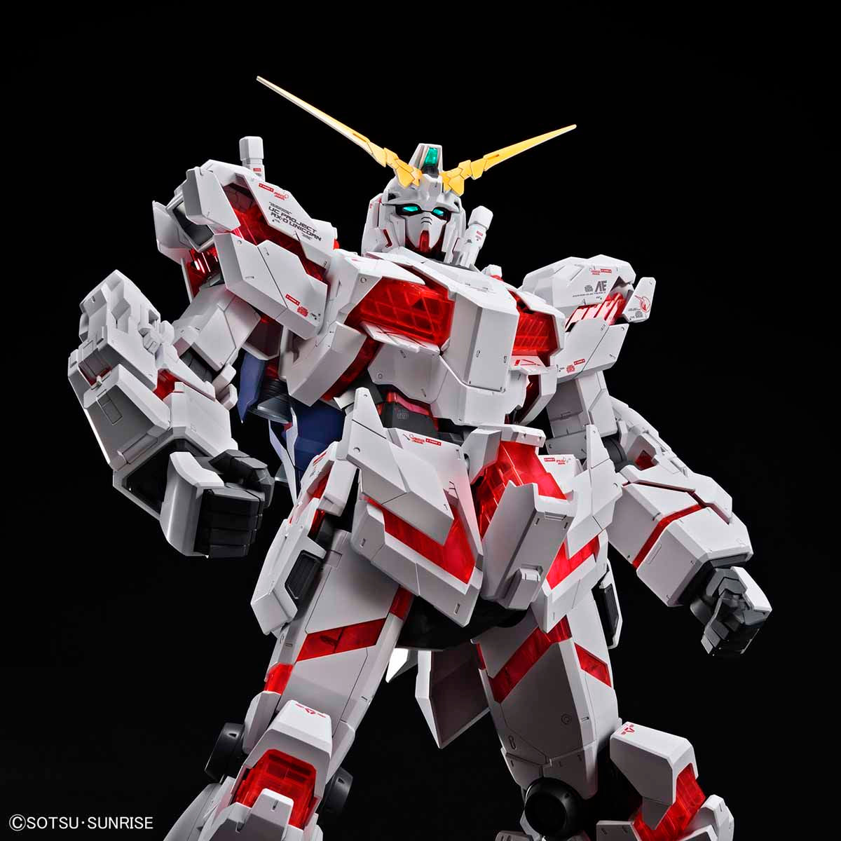 Bandai 1/48 Mega Size Model Unicorn Gundam (Destroy Mode) Plastic Model Kit