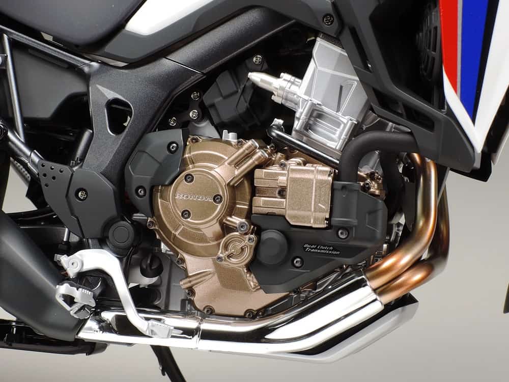 Tamiya 1/6 Motorcycle 42 本田 CRF1000L Africa Twin 組裝模型