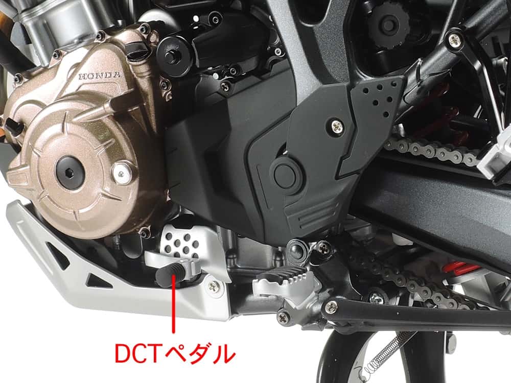 Tamiya 1/6 Motorcycle 42 本田 CRF1000L Africa Twin 組裝模型