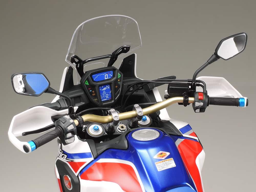 Tamiya 1/6 Motorcycle 42 本田 CRF1000L Africa Twin 組裝模型