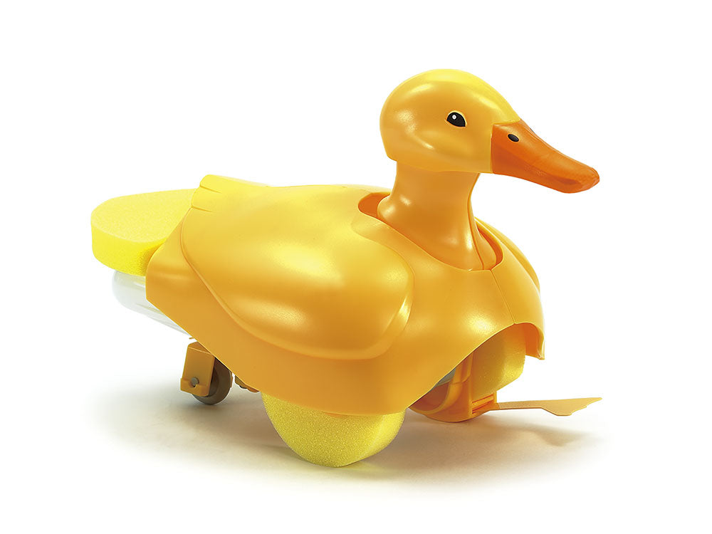 Tamiya Fun Craft 69946 Walking &amp; Swimming Duck (Yellow) Plastic Model Kit