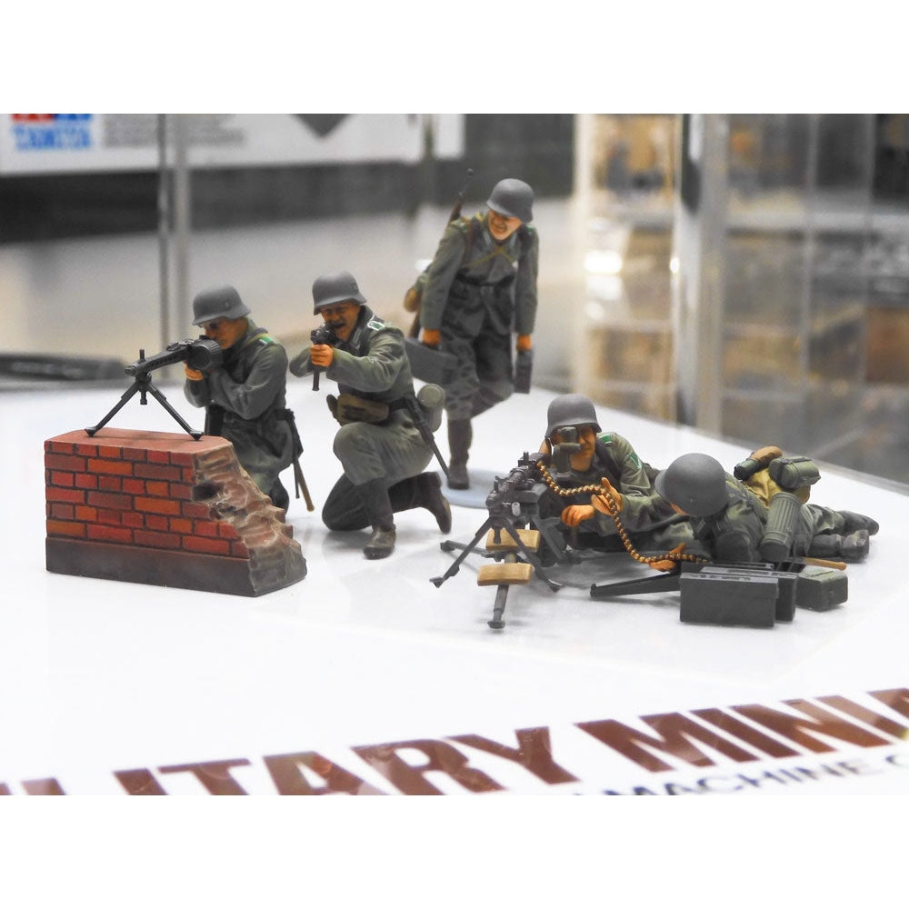 Tamiya 1/35 MM 35386 German Machine Gun Team Set (Mid-WWII) Plastic Model Kit