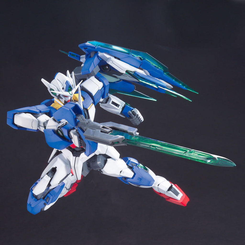 Bandai 1/100 MG 00Q量子型 組裝模型