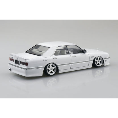 Aoshima 1/24 The Tuned Car 65 Insurance Y31 Cima '89 (Nissan) 組裝模型