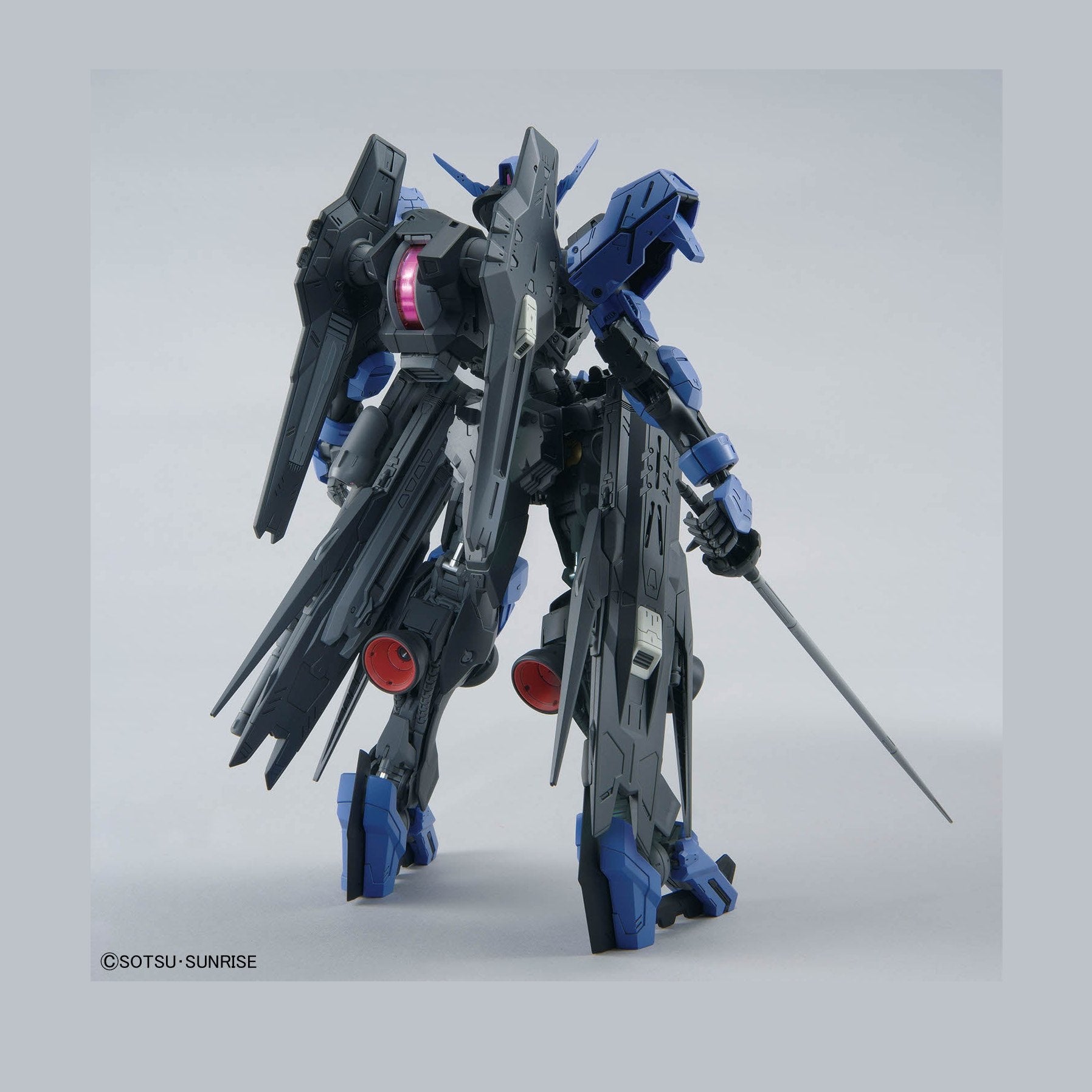 Bandai 1/100 鐵血の孤兒-MG 高達維達爾 組裝模型