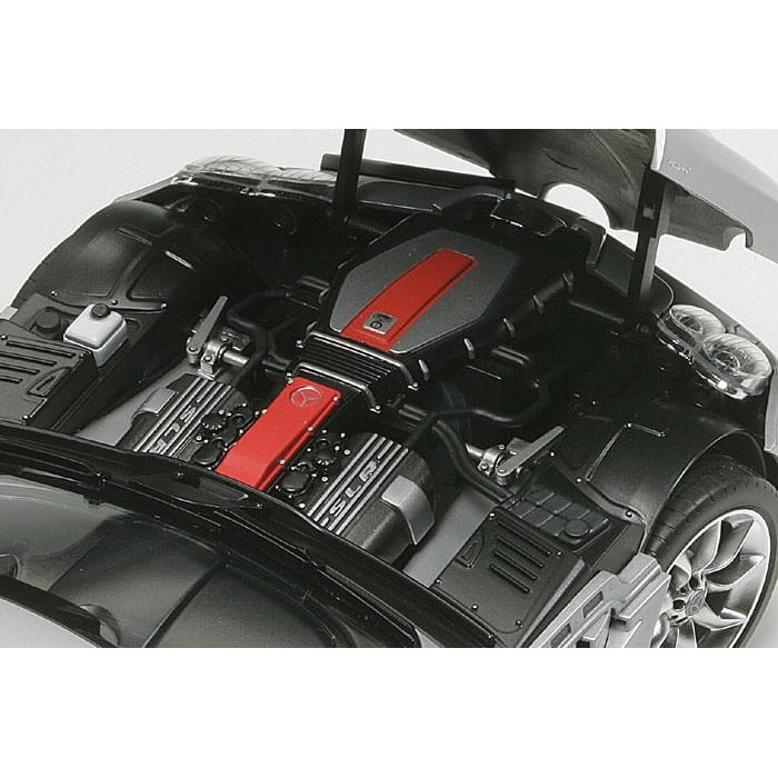 Tamiya 1/24 Sports Car 24290 Mercedes Benz SLR Mclaren Plastic Model Kit