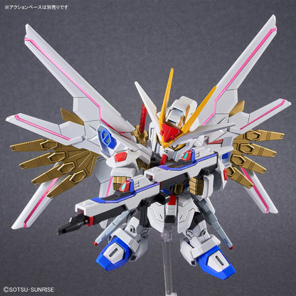 Bandai SDCS Mighty Strike Freedom Gundam Plastic Model Kit