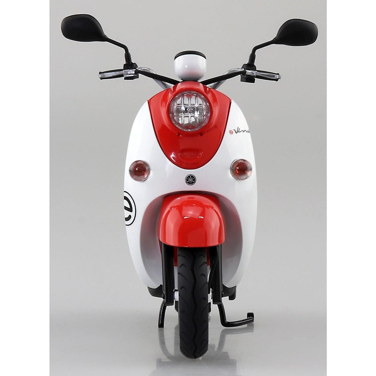 Aoshima 1/12 Bike Can I Charge It? E-Vino 組裝模型