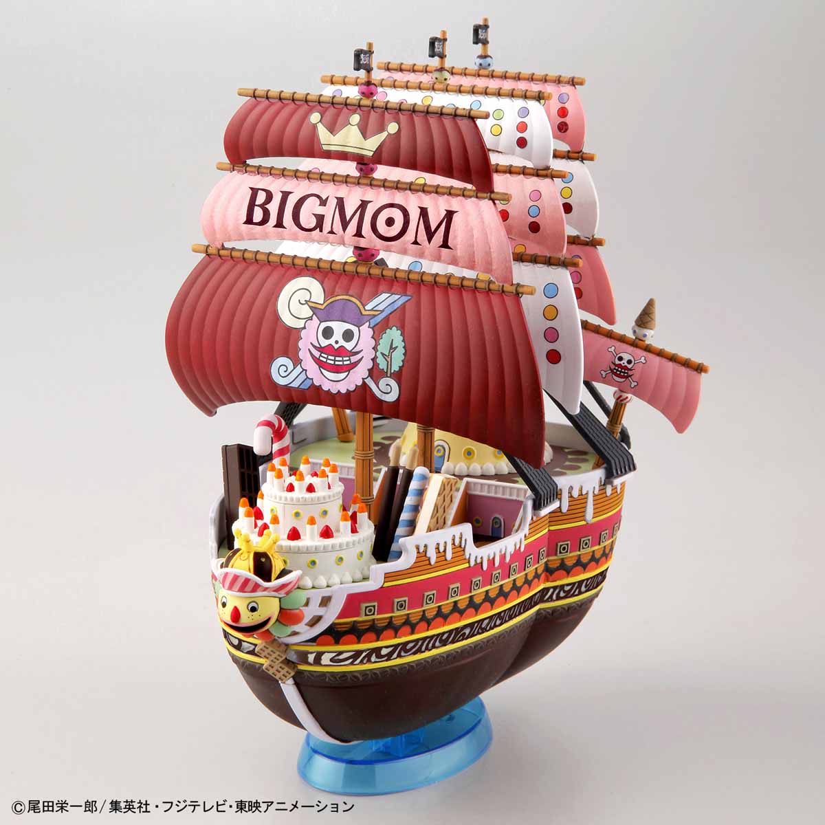 Bandai ONE PIECE Grand Ship Collection 013 Queen-Mama-Chanter Plastic Model Kit