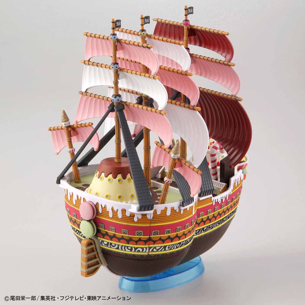 Bandai ONE PIECE Grand Ship Collection 013 Queen-Mama-Chanter Plastic Model Kit