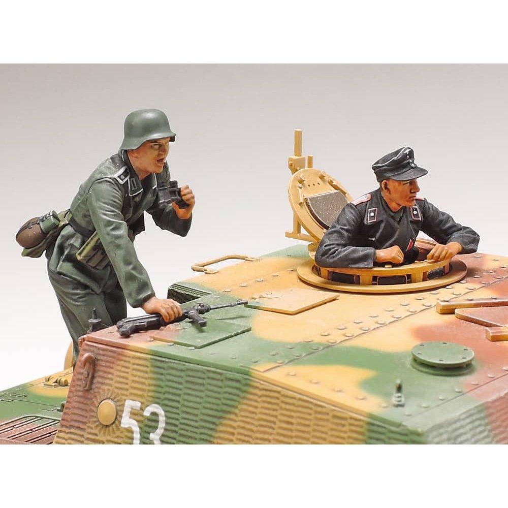 Tamiya 1/35 MM 35353 German Assault Tank IV Brummbar Late Production Plastic Model Kit