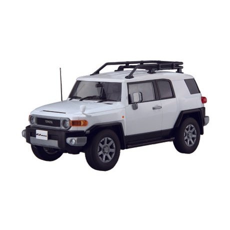 Fujimi 1/24 Car Next 09 Toyota FJ Cruiser (White) Plastic Model Kit