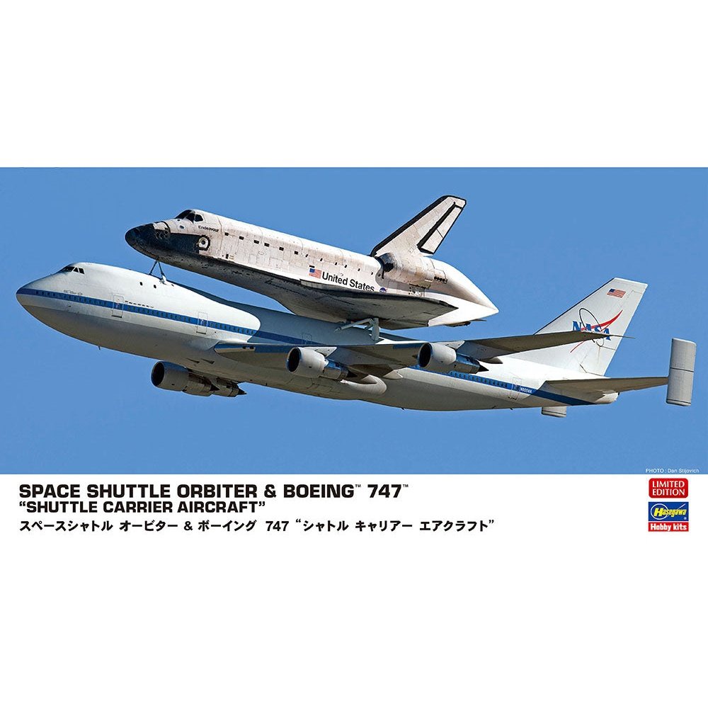 Hasegawa 1/200 Aircraft Space Shuttle Orbiter &amp; Boeing 747 `Shuttle Carrier Aircraft` Plastic Model Kit