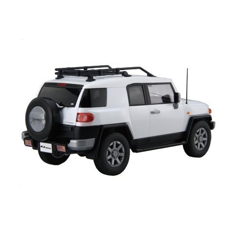 Fujimi 1/24 Car Next 09 Toyota FJ Cruiser (White) Plastic Model Kit