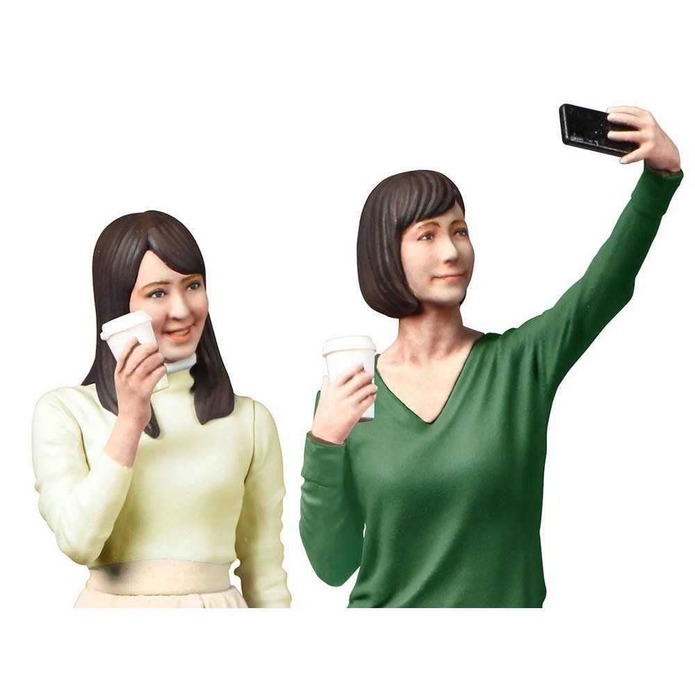 Tamiya 1/24 Model Figure Campus Friends Set II Plastic Model Kit