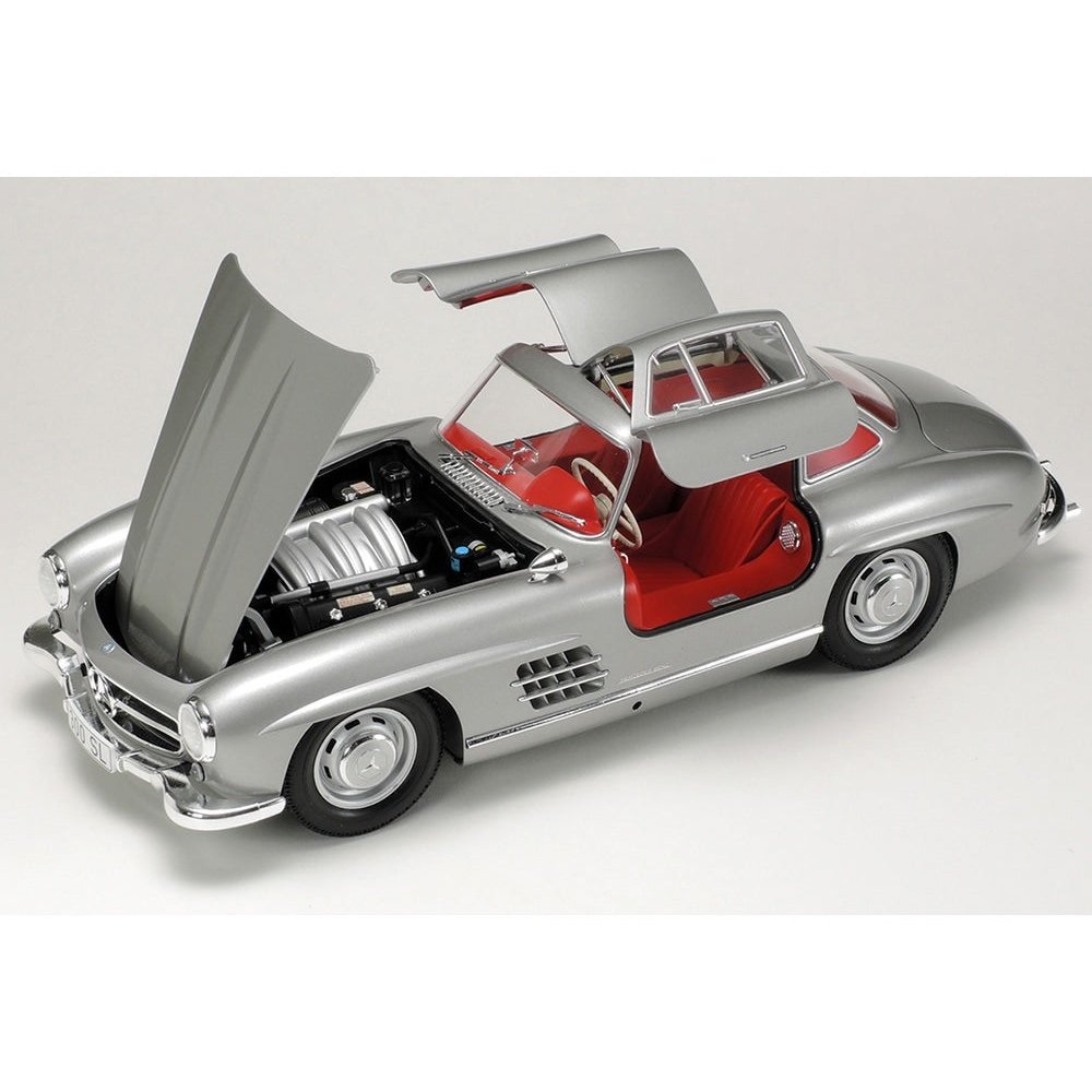 Tamiya 1/24 Sports Car 24338 Mercedes-Benz 300 SL Plastic Model Kit