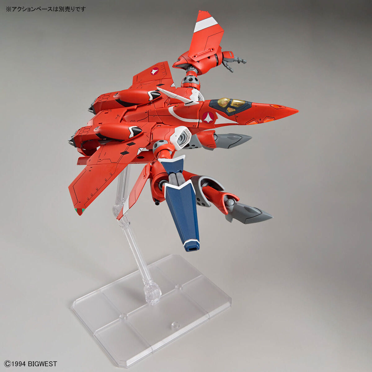 Bandai 1/100 HG VF-22S 雨燕II (米莉亞·法莉娜·吉納斯機) 組裝模型