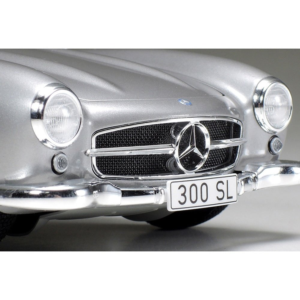 Tamiya 1/24 Sports Car 24338 Mercedes-Benz 300 SL Plastic Model Kit